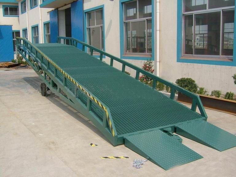 铁门关登车桥厂家